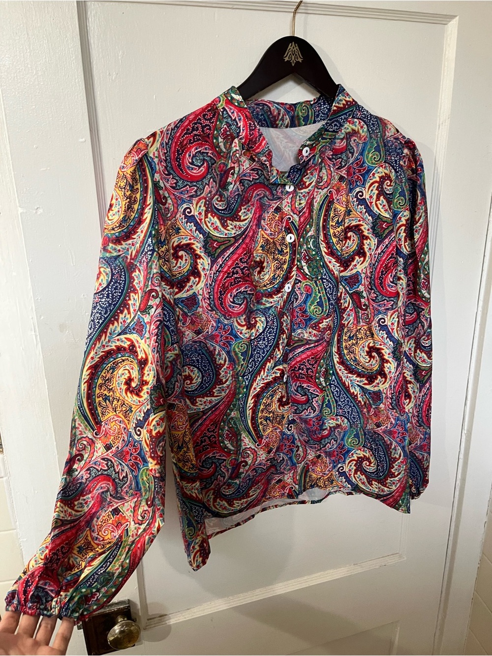 Vibrant Paisley Button Front Top Long Sleeve Elastic Cuff SIZE L EUC